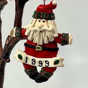 1999 Santa Claus Ornament Plaid Trim Christmas Holiday Decor Polymer 5" Holiday